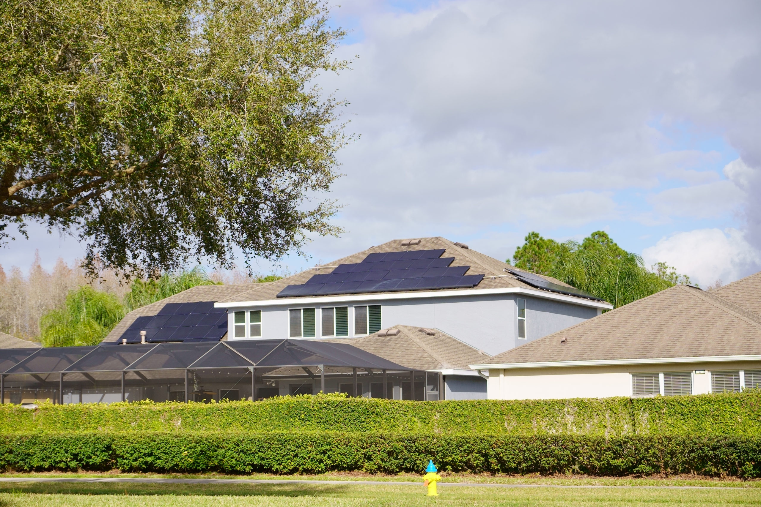 Your Ultimate Guide to Switching to Solar Power in Florida with Momentum Solar